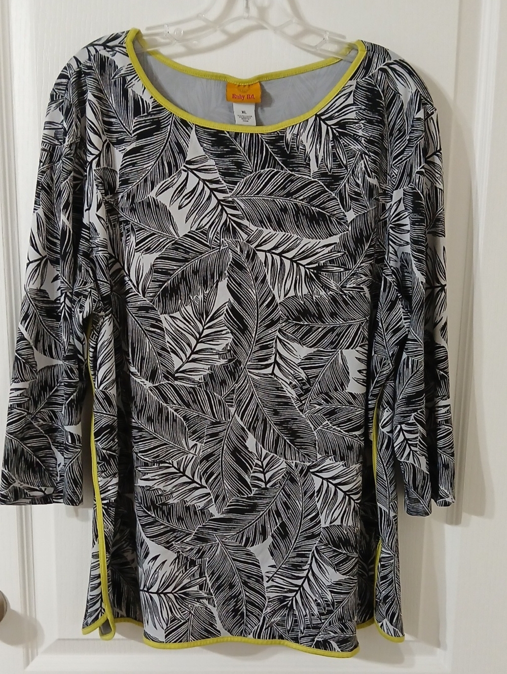Ruby Rd. Black and White Leaf Print Tunic with Hot Yellowish-Green Trim